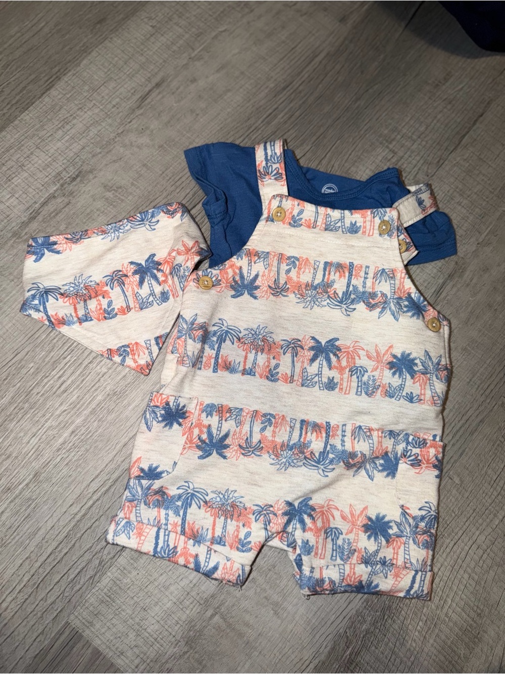 wonder nation Blue & Coral Palm-Print Shortalls with Blue Tee